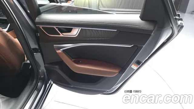 Audi A6 C8 — Фото автомобиля 14