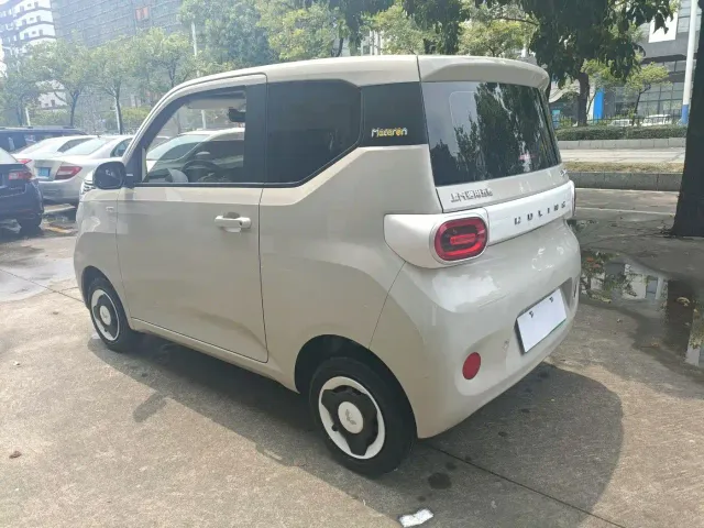 Wuling Hongguang Mini EV — Фото автомобиля 12