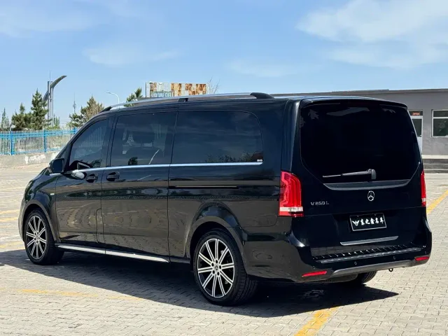 Mercedes-Benz V-Class — Фото автомобиля 6