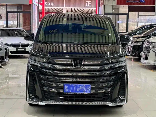 Toyota Vellfire — Фото автомобиля 3