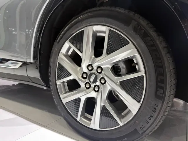 Cadillac Optiq — Фото автомобиля 12