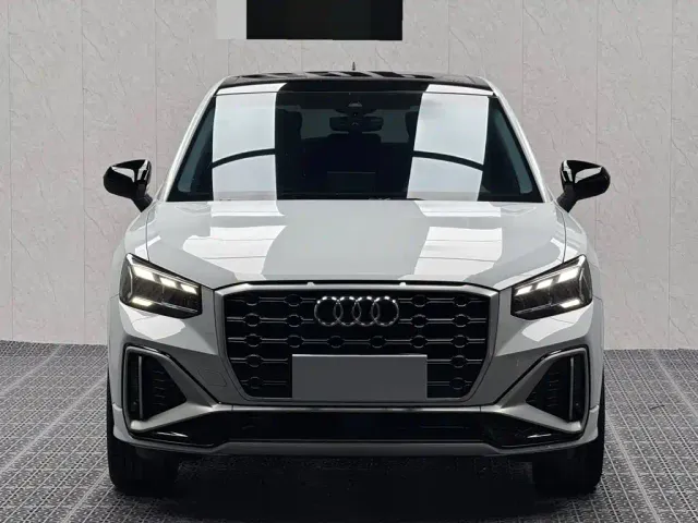Audi Q2L — Фото автомобиля 2