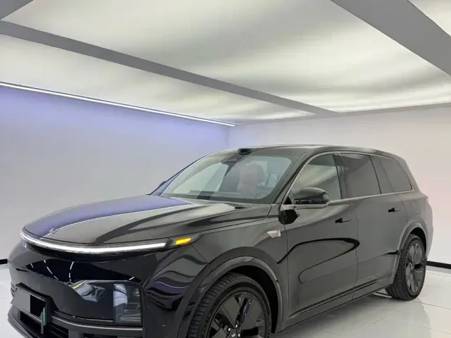 Фотография автомобиля — Li Auto L9