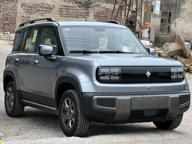 Baojun Yep Plus — Фото автомобиля 4