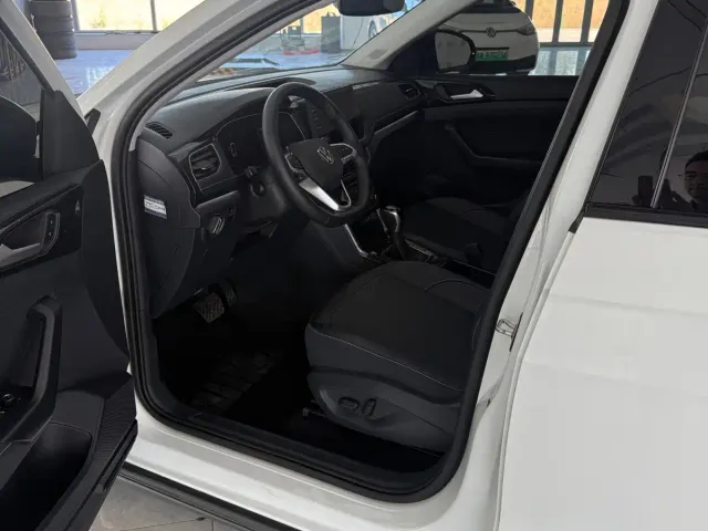 Volkswagen Tharu — Фото автомобиля 8