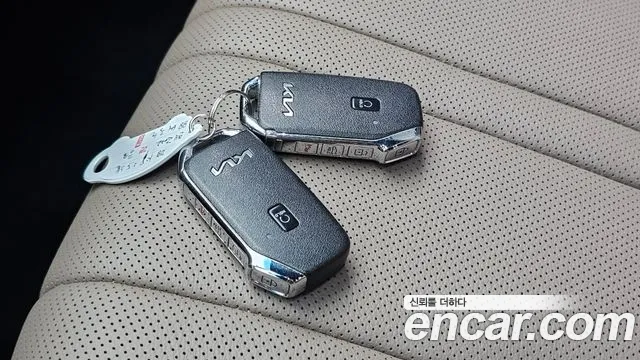 Kia K8 — Фото автомобиля 23