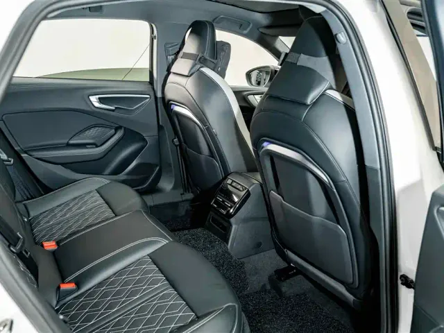 Audi A5L — Фото автомобиля 21