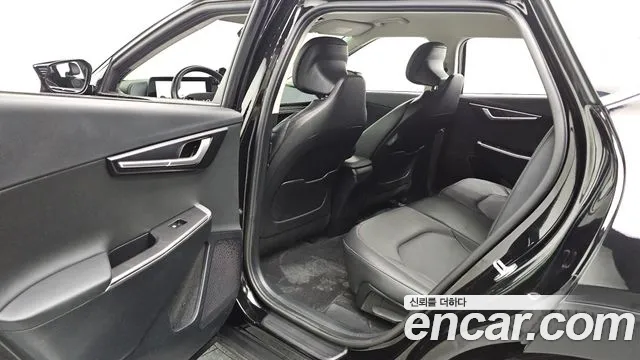 Kia EV6 — Фото автомобиля 16