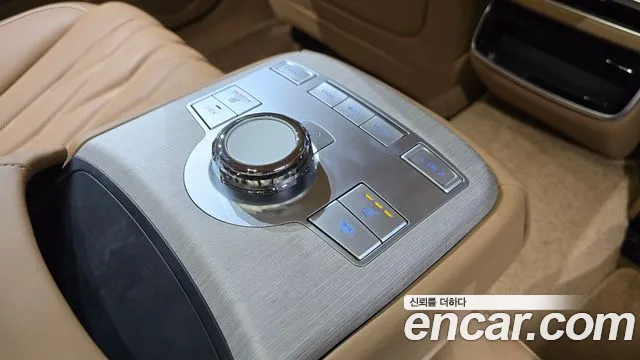Genesis G80 Бензин 2.5 турбо 2WD — Фото автомобиля 19