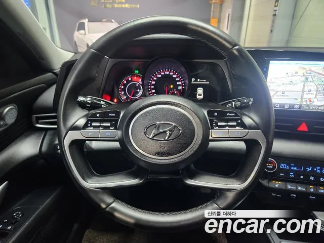 Hyundai Avante CN7 — Фото автомобиля 12