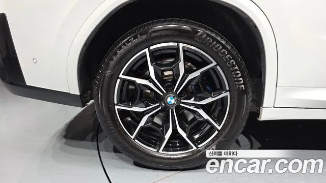 BMW X4 xDrive20i M Sport — Фото автомобиля 5
