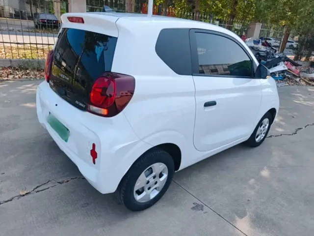 Roewe Clever — Фото автомобиля 6