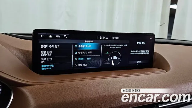 Genesis G80 Electrified G80 (RG3) — Фото автомобиля 14