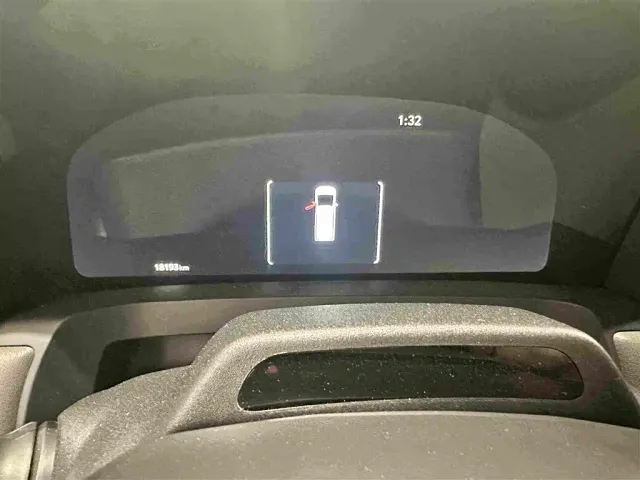 Toyota Alphard — Фото автомобиля 12
