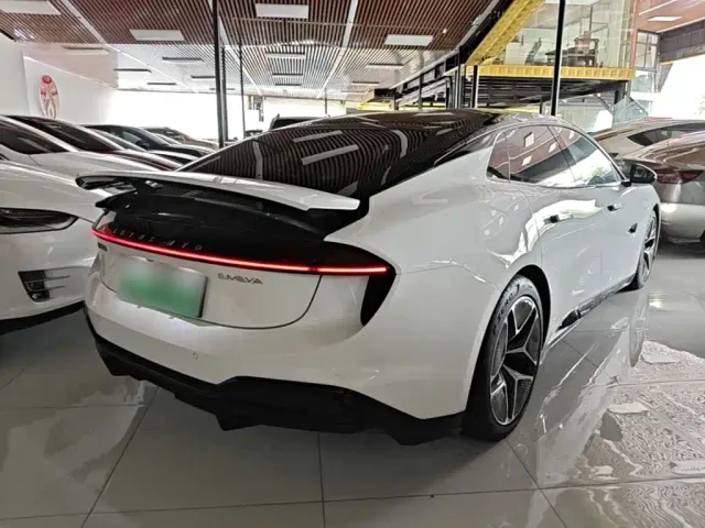 Lotus Emeya — Фото автомобиля 6