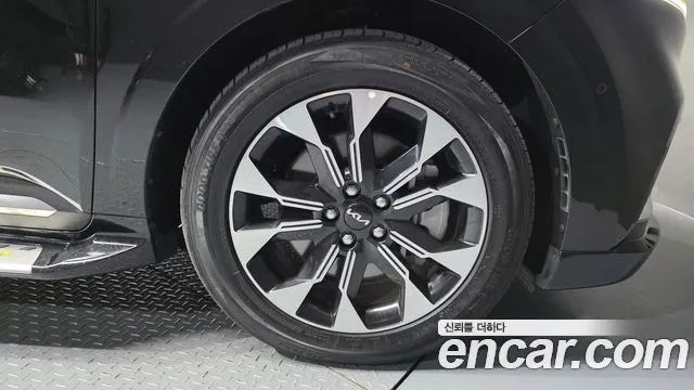 Kia Canival Carnival 4 поколение Бензин 4 места Hi-Limousine — Фото автомобиля 16