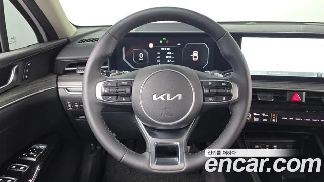 Kia K5 — Фото автомобиля 29