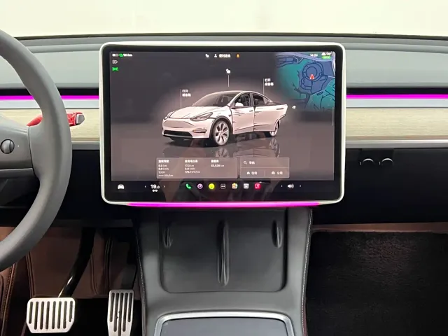 Tesla Model Y — Фото автомобиля 22