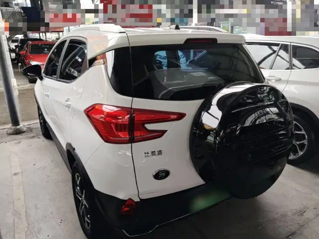 BYD Yuan Pro — Фото автомобиля 4