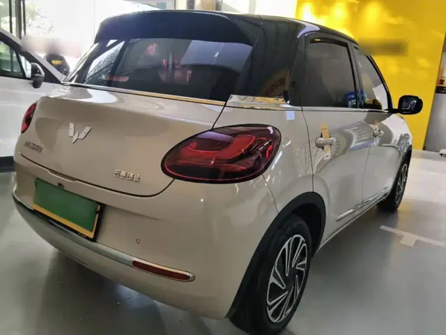 Wuling Bingo — Фото автомобиля 6