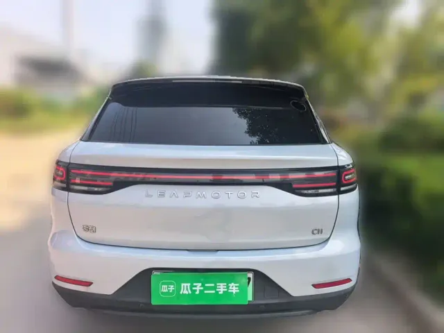 Leapmotor Leapmotor C11 2023 Range Extender 180 Comfort Edition — Фото автомобиля 3
