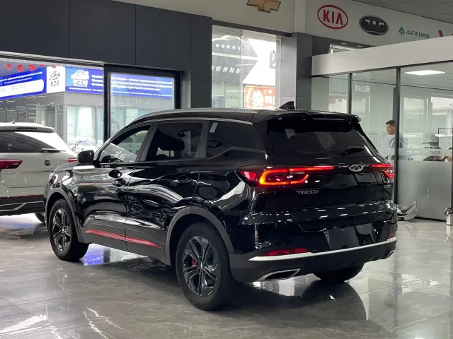 Chery Tiggo 7 — Фото автомобиля 15