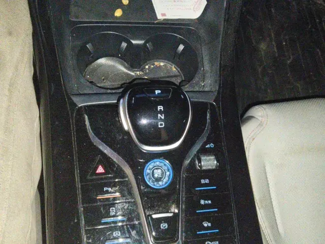 BYD Qin PLUS — Фото автомобиля 15