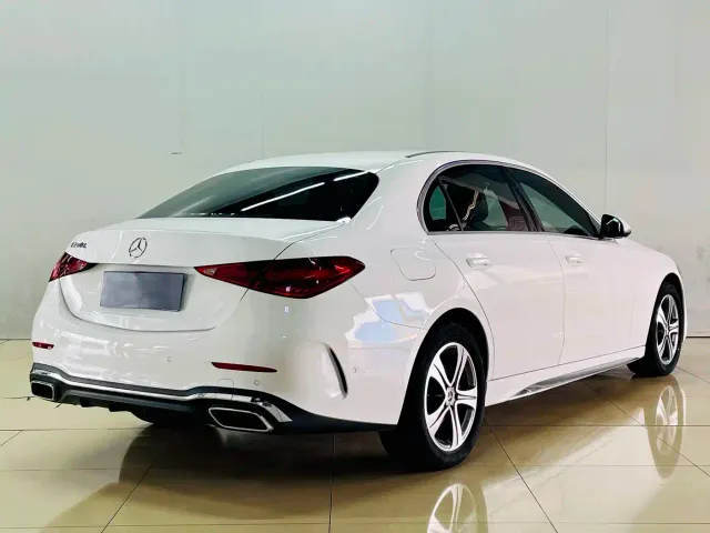Mercedes-Benz C-Class — Фото автомобиля 7