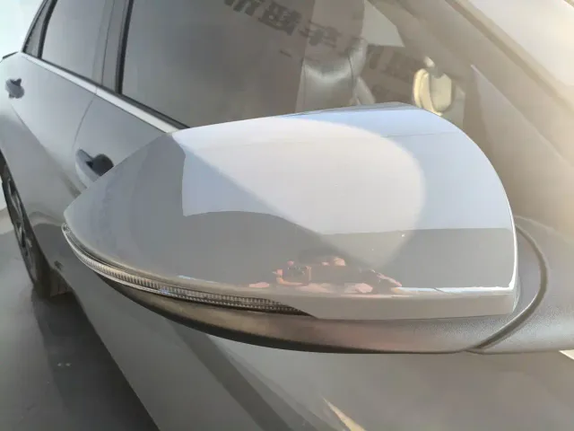 Hyundai Elantra — Фото автомобиля 25
