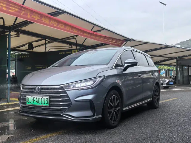 Фотография автомобиля — BYD Song MAX