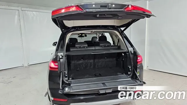 BMW X7 — Фото автомобиля 20