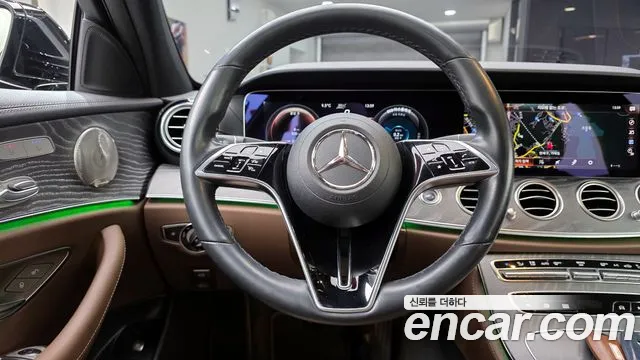 Mercedes-Benz E-Class W213 — Фото автомобиля 13