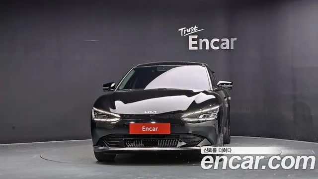 Kia EV6 — Фото автомобиля 3