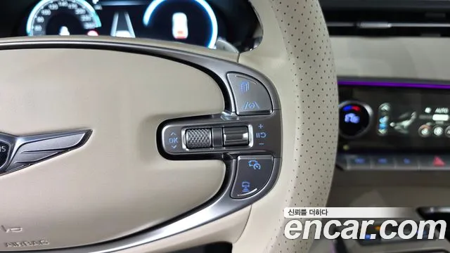 Genesis GV70 — Фото автомобиля 24