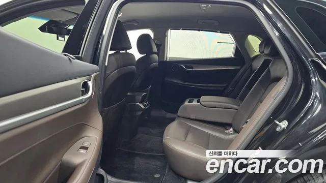 Hyundai Grandeur Новый Grandeur IG 3.0 LPi (Для проката) — Фото автомобиля 12