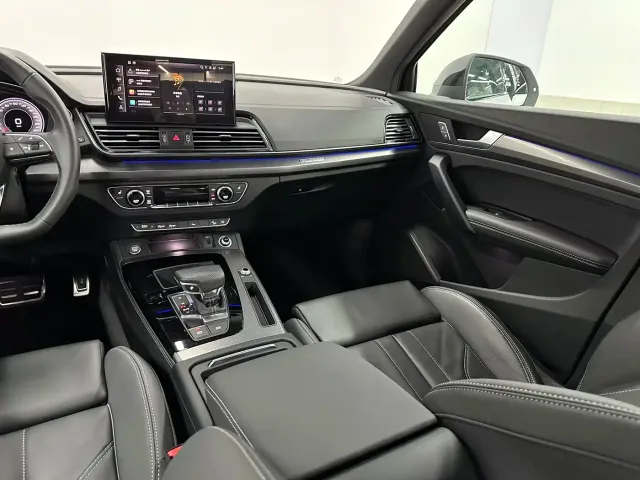 Audi Q5L — Фото автомобиля 8
