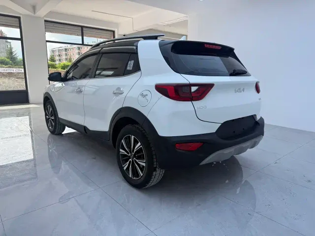 Kia KX1 — Фото автомобиля 4