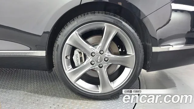 Genesis G80 RG3 — Фото автомобиля 6