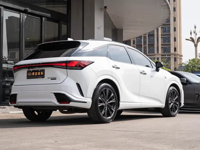 Lexus RX — Фото автомобиля 3
