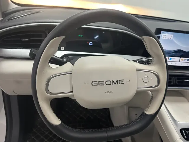 Geely Starry Wish — Фото автомобиля 7