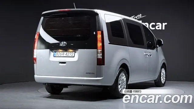 Hyundai Staria — Фото автомобиля 2