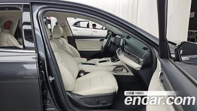Hyundai Grandeur New — Фото автомобиля 17