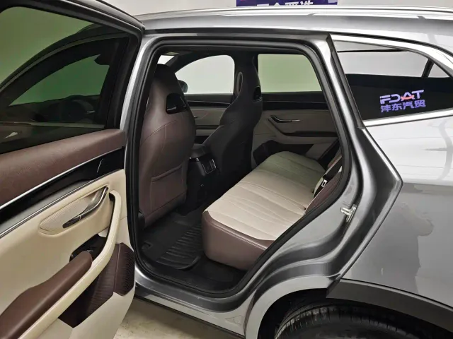BYD Song PLUS — Фото автомобиля 17
