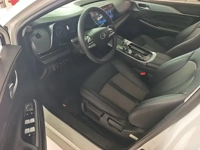 GAC Aion S — Фото автомобиля 11