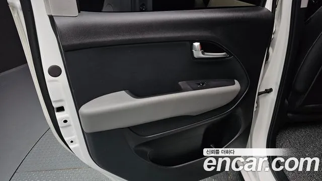 Kia RAY Новый Kia Ray Signature — Фото автомобиля 24