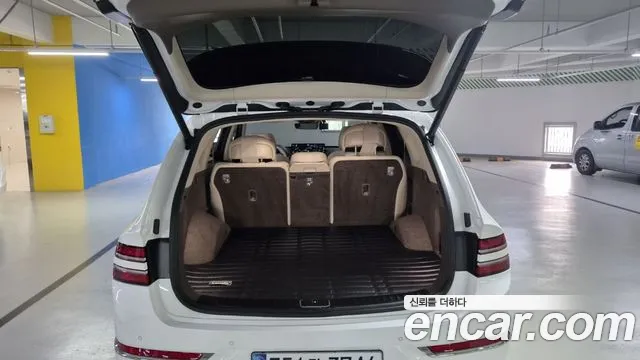 Genesis GV80 — Фото автомобиля 14