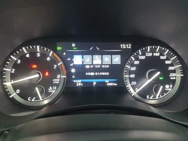 Toyota Highlander — Фото автомобиля 2