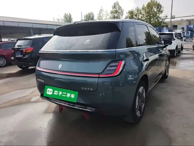 Baojun Cloud — Фото автомобиля 6