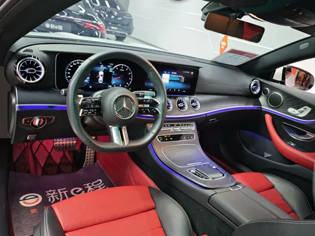 Mercedes-Benz E-Class — Фото автомобиля 7