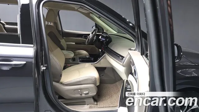 Kia Canival Carnival 4 поколение Бензин 9 мест Signature — Фото автомобиля 10